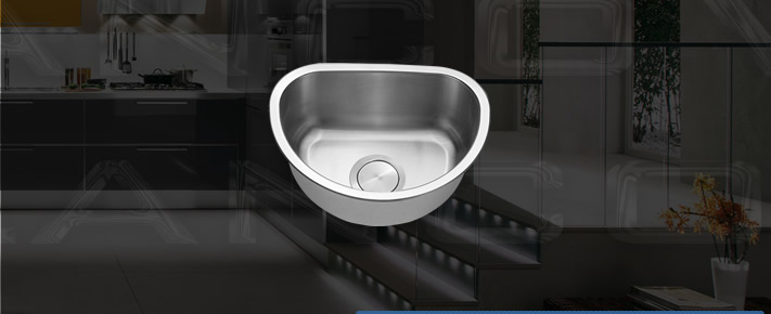 LI900 Linea Imperiale sinks and faucets